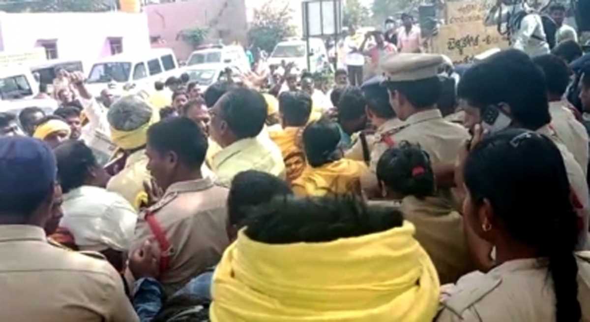 पुलिस ने कुप्पम में चंद्रबाबू नायडू के रोड शो को अनुमति देने से किया इनकार